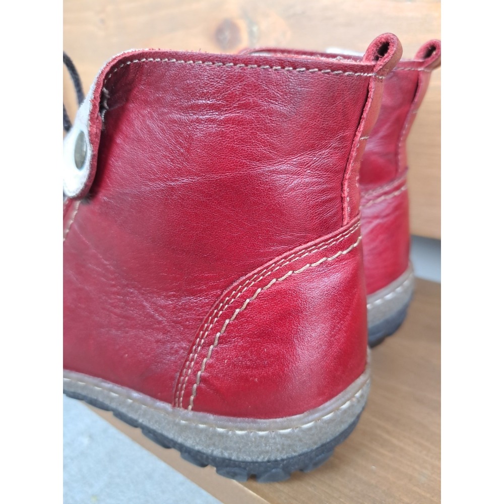 V-Italia Women's Red Water-Resistant Leather Lace-up Flat Ankle Boots 8.0 EU 39 - Picture 3 of 16